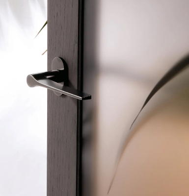 lite-hinged-door-ghizzi-benatti-357726-rel4d8855e2.jpg